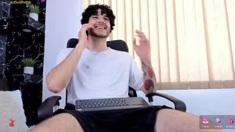 R A F A E L online show from March 3, 8:16 pm