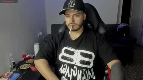 ragnar_lothbrok77 online show from February 3, 4:43 am