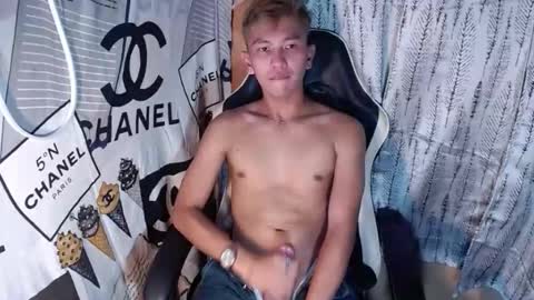 ralfhuge24 online show from December 20, 6:42 am