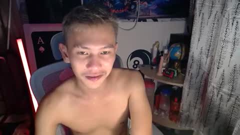 ralfhuge24 online show from March 24, 1:49 pm