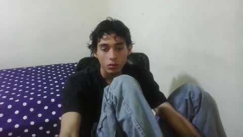 rami_hot0 online show from February 2, 6:49 pm