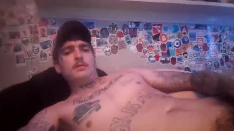 Snapshot of rannndyyy chatting on December 12, 8:47 am Randy online show from December 12, 8:47 am