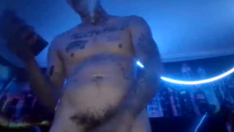 Snapshot of rannndyyy chatting on December 6, 9:54 am Randy online show from December 6, 9:54 am