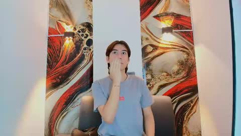 raphael_nyon1 online show from June 8, 3:51 am