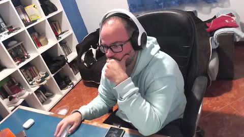 ravingr3d3 online show from November 15, 10:45 pm