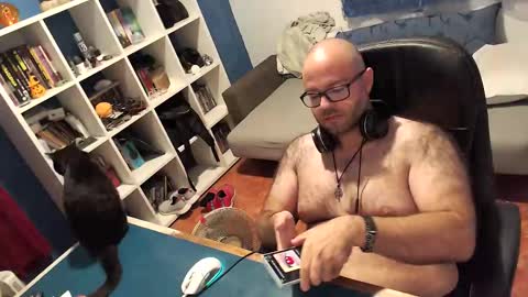 ravingr3d3 online show from October 14, 11:01 pm