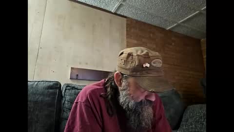 raybob252000 online show from October 16, 7:49 am