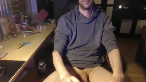 Ray online show from February 15, 8:23 pm