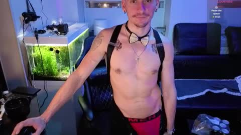 Rayzel online show from February 2, 12:20 am