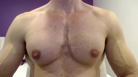 razorramon13 online show from October 9, 9:47 am