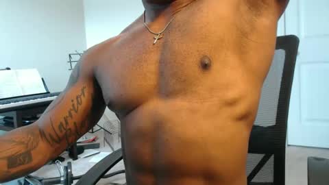 Snapshot of realreyblack chatting on September 29, 6:26 pm Rey online show from September 29, 6:26 pm