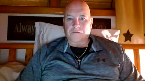 Mtn. Man online show from October 13, 1:44 am