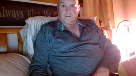 Mtn. Man online show from October 25, 3:30 am