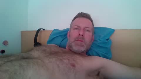 Red online show from March 7, 6:35 am