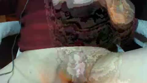 Snapshot of redblood_75 chatting on February 18, 9:53 pm Red online show from February 18, 9:53 pm