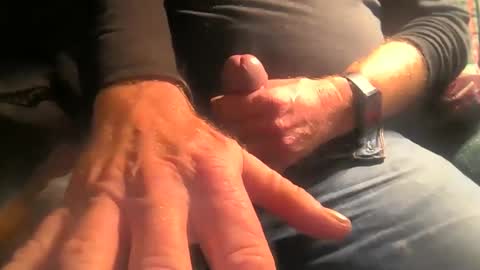 redimuss65 online show from February 9, 7:05 am