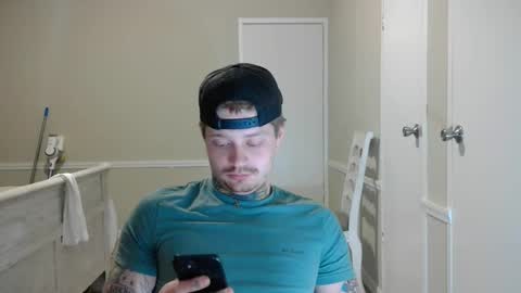 Snapshot of redinthebed chatting on January 31, 3:41 am InkedGinger online show from January 31, 3:41 am