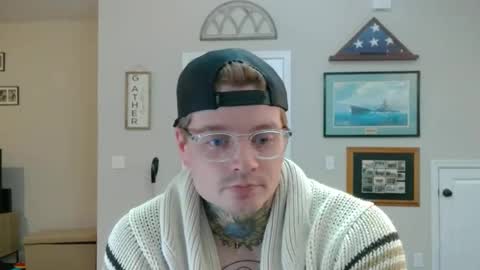 Snapshot of redinthebed chatting on March 12, 3:46 am InkedGinger online show from March 12, 3:46 am