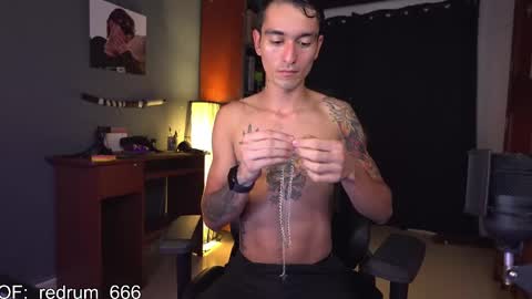 Red online show from February 19, 7:05 pm