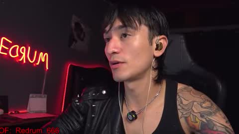 Red online show from October 13, 9:43 pm