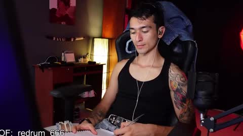 Red online show from March 12, 7:28 pm