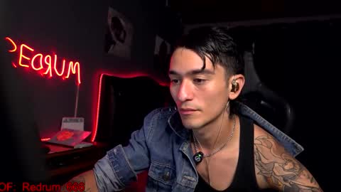 Red online show from October 1, 5:17 pm