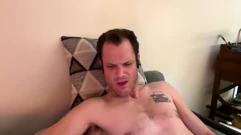 Snapshot of reed_thomas chatting on September 29, 5:06 am Reed Thomas online show from September 29, 5:06 am