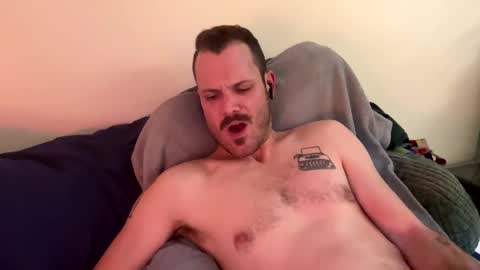 Snapshot of reed_thomas chatting on January 21, 7:38 am Reed Thomas online show from January 21, 7:38 am