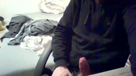 Snapshot of refar12 chatting on January 24, 7:28 pm refar12 online show from January 24, 7:28 pm