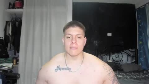 Snapshot of regan_jhonson chatting on February 15, 5:51 am regan_jhonson online show from February 15, 5:51 am