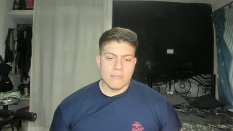 Snapshot of regan_jhonson chatting on December 3, 5:41 am regan_jhonson online show from December 3, 5:41 am