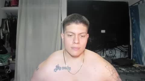 Snapshot of regan_jhonson chatting on February 25, 11:44 pm regan_jhonson online show from February 25, 11:44 pm