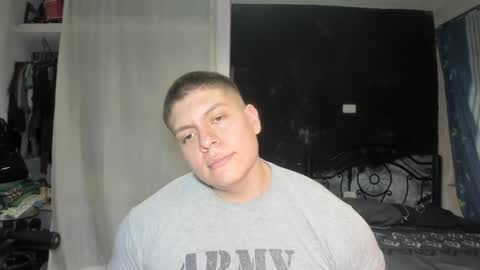 Snapshot of regan_jhonson chatting on February 4, 4:59 am regan_jhonson online show from February 4, 4:59 am
