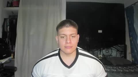 Snapshot of regan_jhonson chatting on February 8, 4:25 am regan_jhonson online show from February 8, 4:25 am