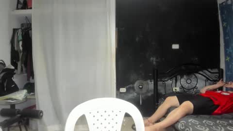 Snapshot of regan_jhonson chatting on December 10, 4:24 am regan_jhonson online show from December 10, 4:24 am