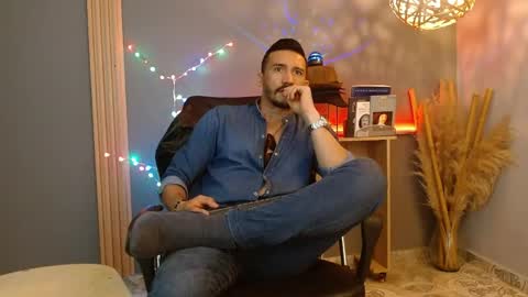   REIKO  online show from April 2, 3:09 pm