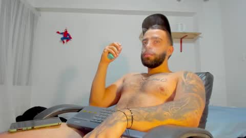 Rmy Steen online show from October 9, 1:32 am