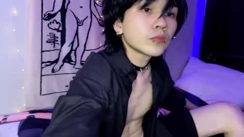rennuts online show from February 19, 4:22 pm