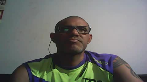 Snapshot of retlam37 chatting on February 18, 6:15 am Walter online show from February 18, 6:15 am