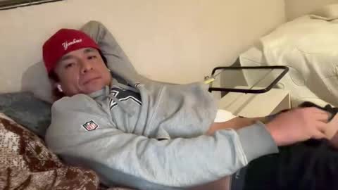 reyintrolp online show from November 19, 5:29 am