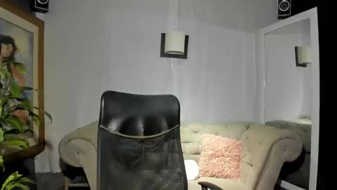           REYMOND PETER            online show from February 4, 6:30 am