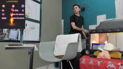 Rhaegal online show from December 14, 3:36 pm