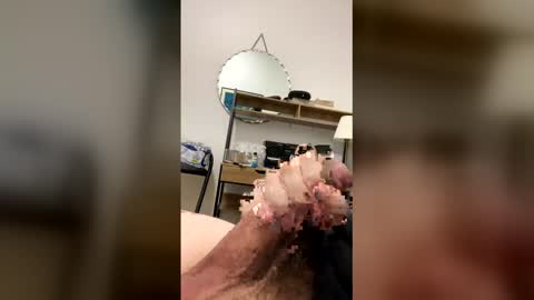 rhinestonecowboy01 online show from April 9, 1:06 pm