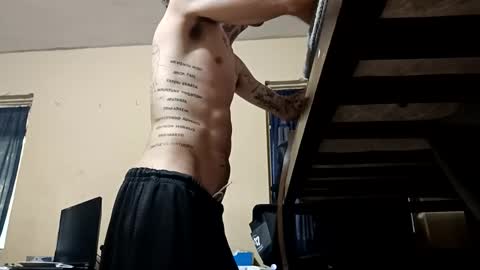 rhinoley online show from November 1, 2:43 pm