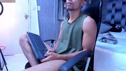 richar_voller online show from October 22, 1:15 pm