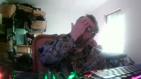 richard11268869 online show from May 13, 1:08 pm