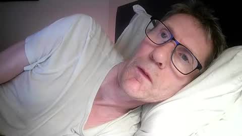 Snapshot of richj392507 chatting on January 7, 6:50 am richj392507 online show from January 7, 6:50 am