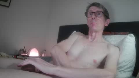 Snapshot of richj392507 chatting on December 9, 6:52 pm richj392507 online show from December 9, 6:52 pm