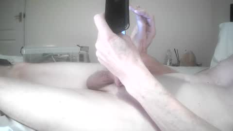 Snapshot of richj392507 chatting on January 20, 7:35 pm richj392507 online show from January 20, 7:35 pm