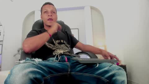 Ricky  online show from January 8, 4:07 am